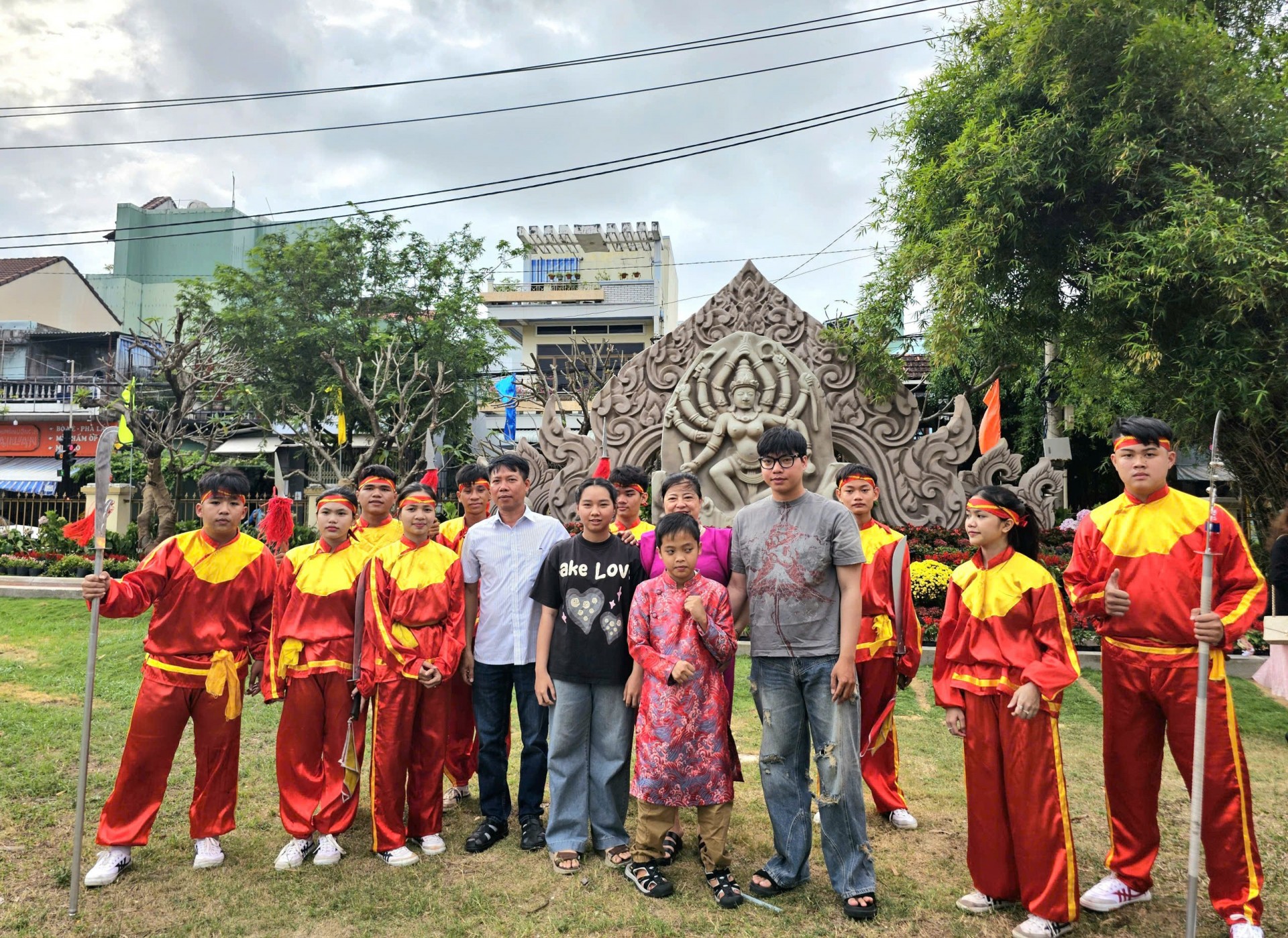 Chương trình “Xuân về trên Tháp cổ” thu hút khách du xuân đón Tết
