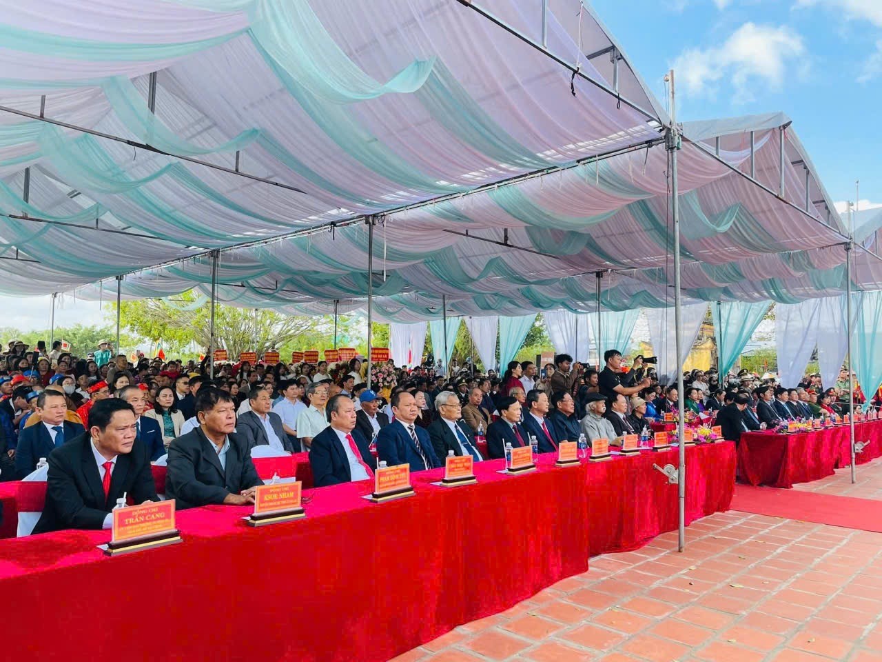 An Khê mồng 4 Tết và điều người viết còn nợ với đất