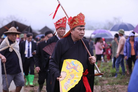 khai ha muong vang mo cua mua mang