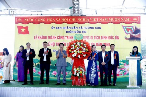 khanh thanh di tich lich su van hoa dinh lang doc tin