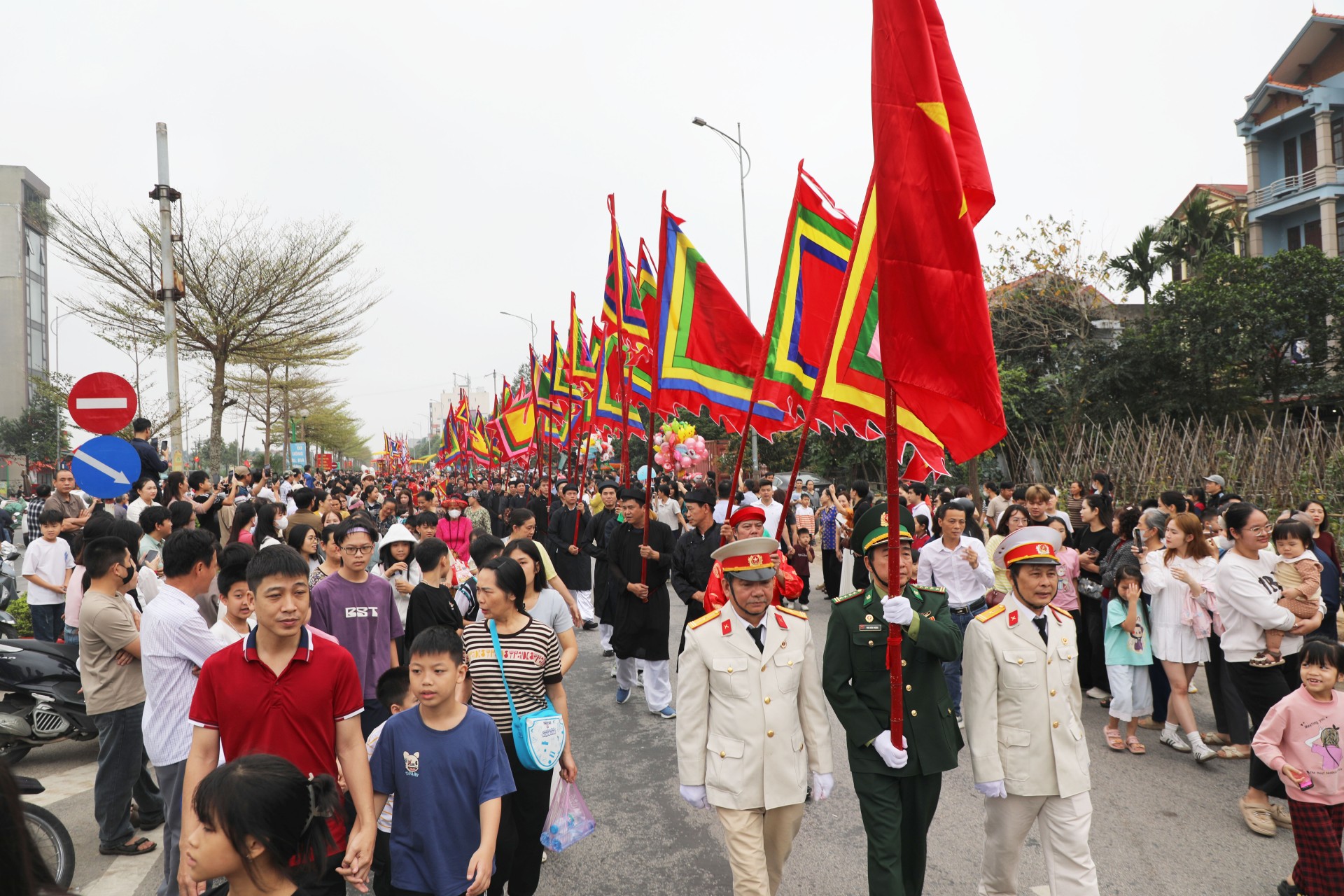 Rộn ràng không gian quan họ giữa miền Kinh Bắc Rộn ràng không gian quan họ giữa miền Kinh Bắc