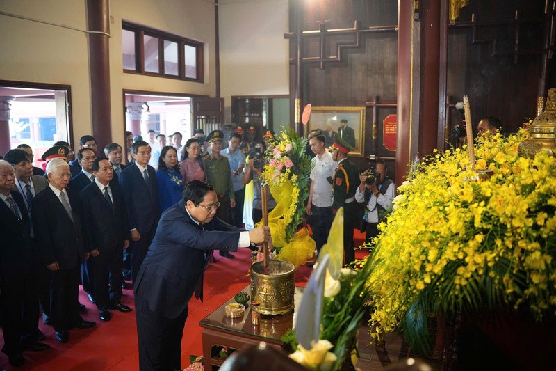 Trang trọng kỷ niệm 120 năm ngày sinh cố Thủ tướng Phạm Văn Đồng