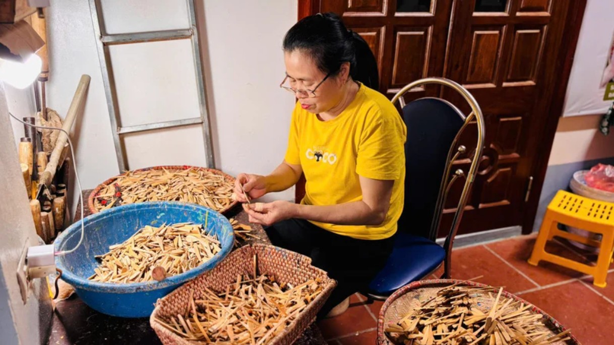 Những cánh chuồn chuồn tre ở làng nghề Thạch Xá