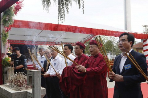 linh thieng le hoi den lang suong nam 2026