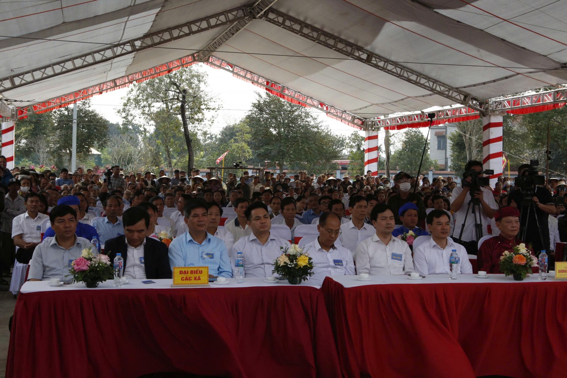 Linh thiêng Lễ hội Đền Lăng Sương năm 2026 Linh thiêng Lễ hội Đền Lăng Sương năm 2026