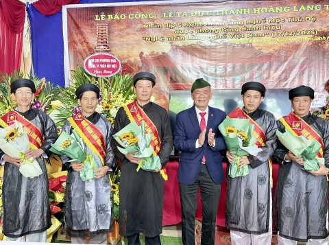 thu do giu hon nghe moc vinh danh 5 nghe nhan lan toa tinh hoa dat to