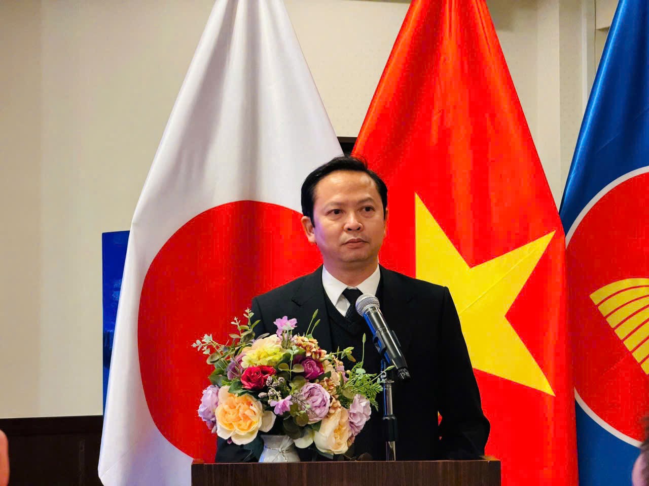 : Ông Hoàng Văn Dự - Phó Giám đốc Trung tâm XTTM Nông nghiệp phát biểu tại “Ngày kết nối doanh nghiệp thực phẩm & nông sản Việt – Nhật