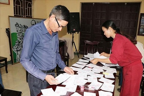 cac doanh nghiep khu vuc cam giang tay hai phong to chuc nhieu hinh thuc cho cong nhan bau cu thuan loi