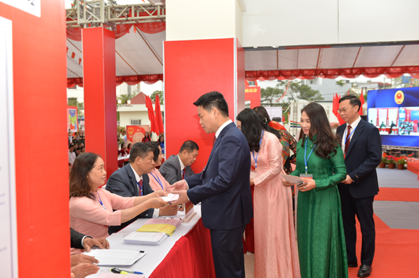 Cử tri Hải Phòng tham gia bầu cử đại biểu Quốc hội khóa XVI và đại biểu HĐND các cấp nhiệm kỳ 2026 - 2031