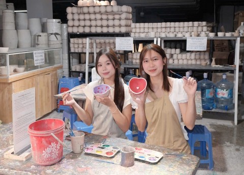 bao tang gom bat trang khong gian luu giu tinh hoa lang nghe gom viet