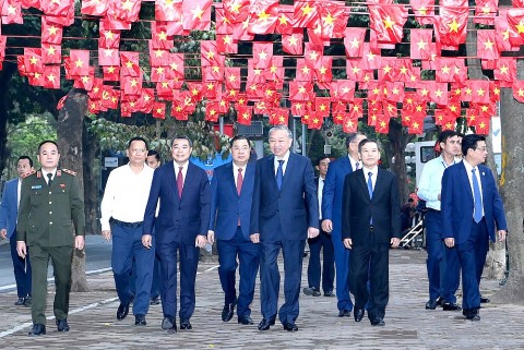 cuoc bau cu thanh cong ti le cu tri ca nuoc tham gia bo phieu dat 9968