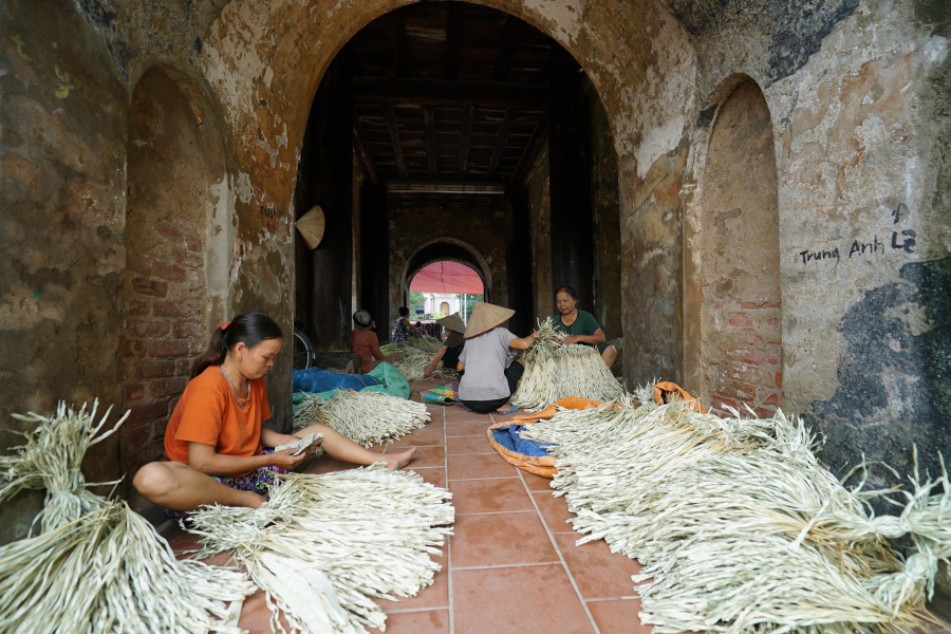 Thúc đẩy phát triển làng nghề gắn với bảo tồn giá trị văn hóa Thúc đẩy phát triển làng nghề gắn với bảo tồn giá trị văn hóa