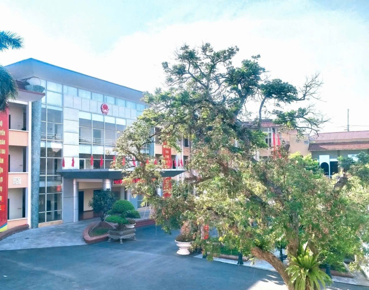 Hội người khuyết tật xã Quảng Oai vững vàng bước vào giai đoạn phát triển mới của đất nước Hội người khuyết tật xã Quảng Oai vững vàng bước vào giai đoạn phát triển mới của đất nước