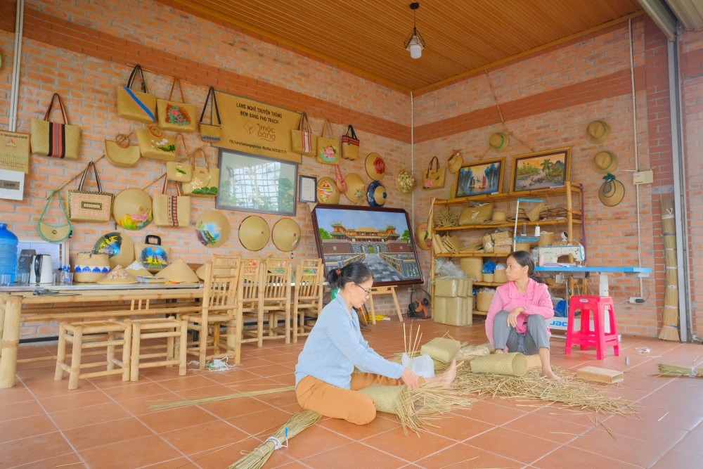 Làng đệm bàng Phò Trạch: Nơi ký ức làng quê được đan dệt