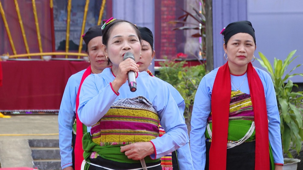 Phát huy vai trò câu lạc bộ văn hóa dân gian trong bảo tồn bản sắc dân tộc Mường