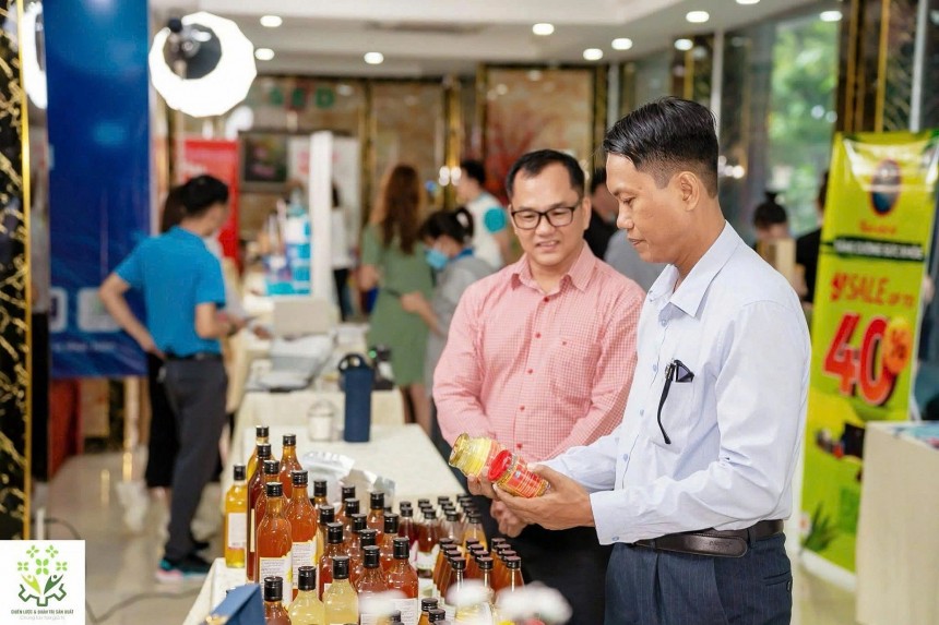 Để đổi lấy vị ngọt chất lượng, ông Quan Vũ cho biết, doanh nghiệp chấp nhận chịu lỗ về con số để giữ trọn cái chất “thật” bởi niềm tin từ người dùng mới là tài sản quý giá nhất