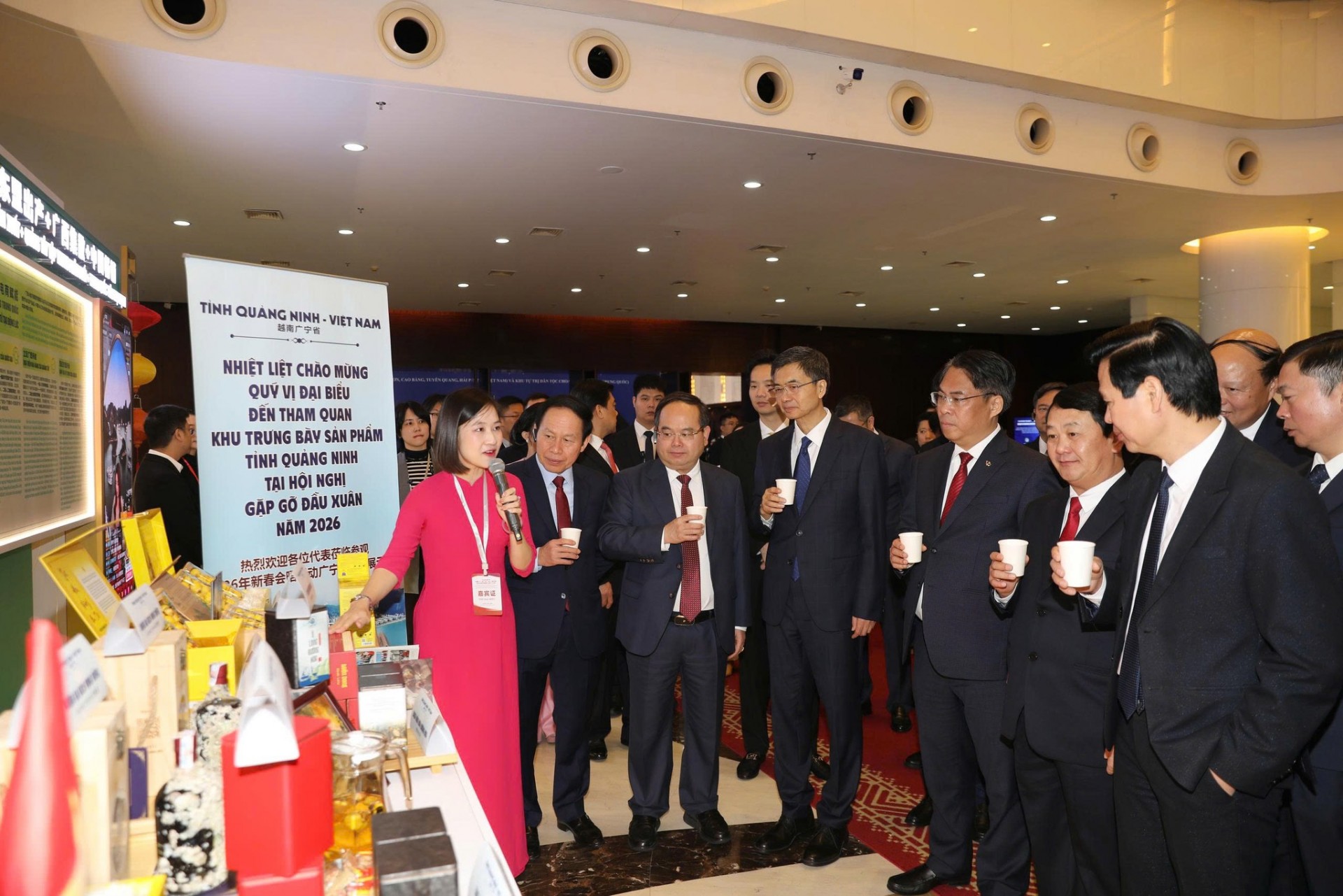 Sản phẩm OCOP tỉnh Quảng Ninh tại các kỳ xúc tiến thương mại Sản phẩm OCOP tỉnh Quảng Ninh tại các kỳ xúc tiến thương mại