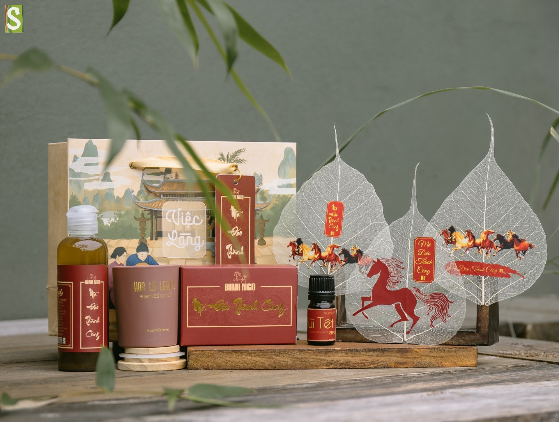 Nét mộc mạc, gần gũi của văn hóa làng quê được thể hiện qua từng sản phẩm của Hợp tác xã Sinh Dược.