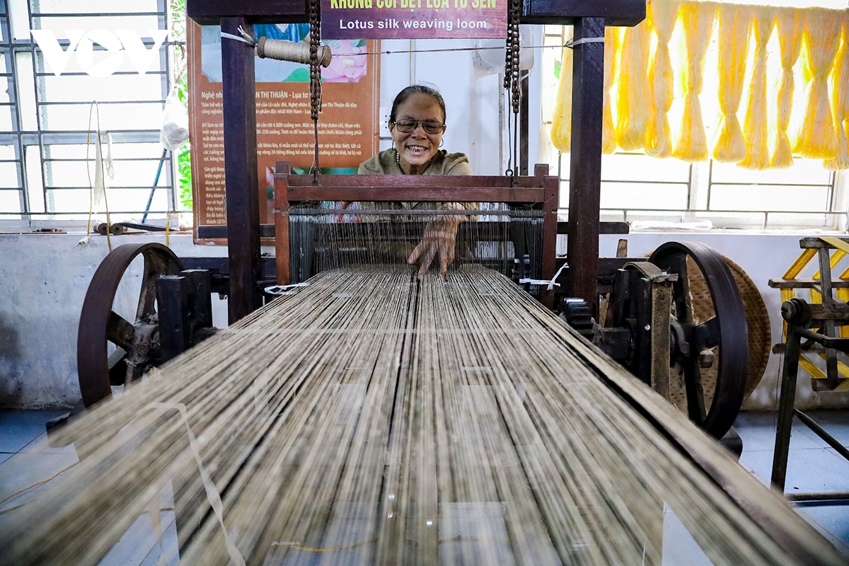 to sen nang tam san pham lang nghe det lua phung xa hinh anh 15