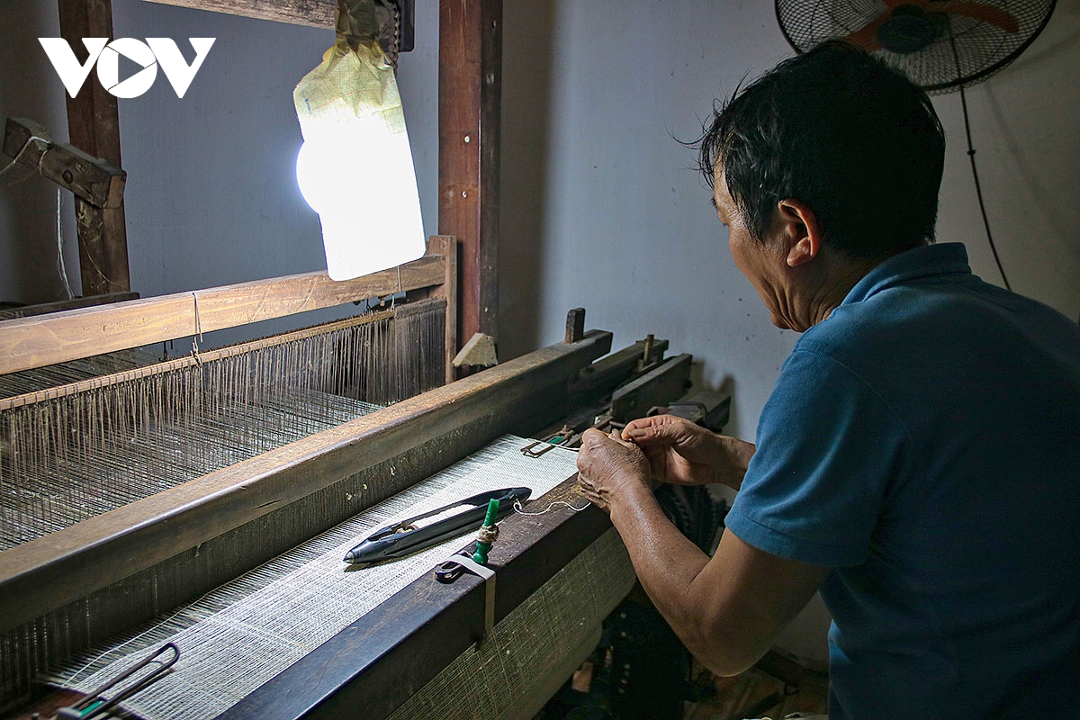 to sen nang tam san pham lang nghe det lua phung xa hinh anh 13
