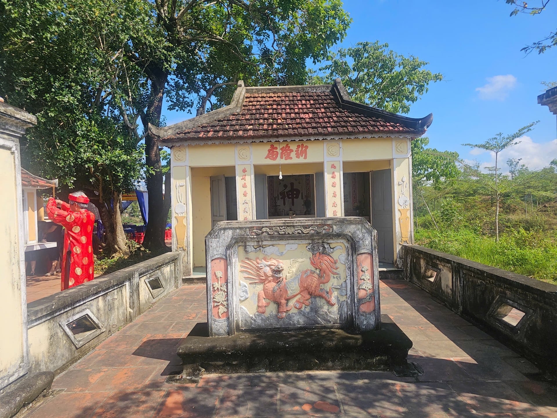 Quốc tửu Bàu Đá: Từ làng nghề trăm tuổi đến sản phẩm OCOP trứ danh