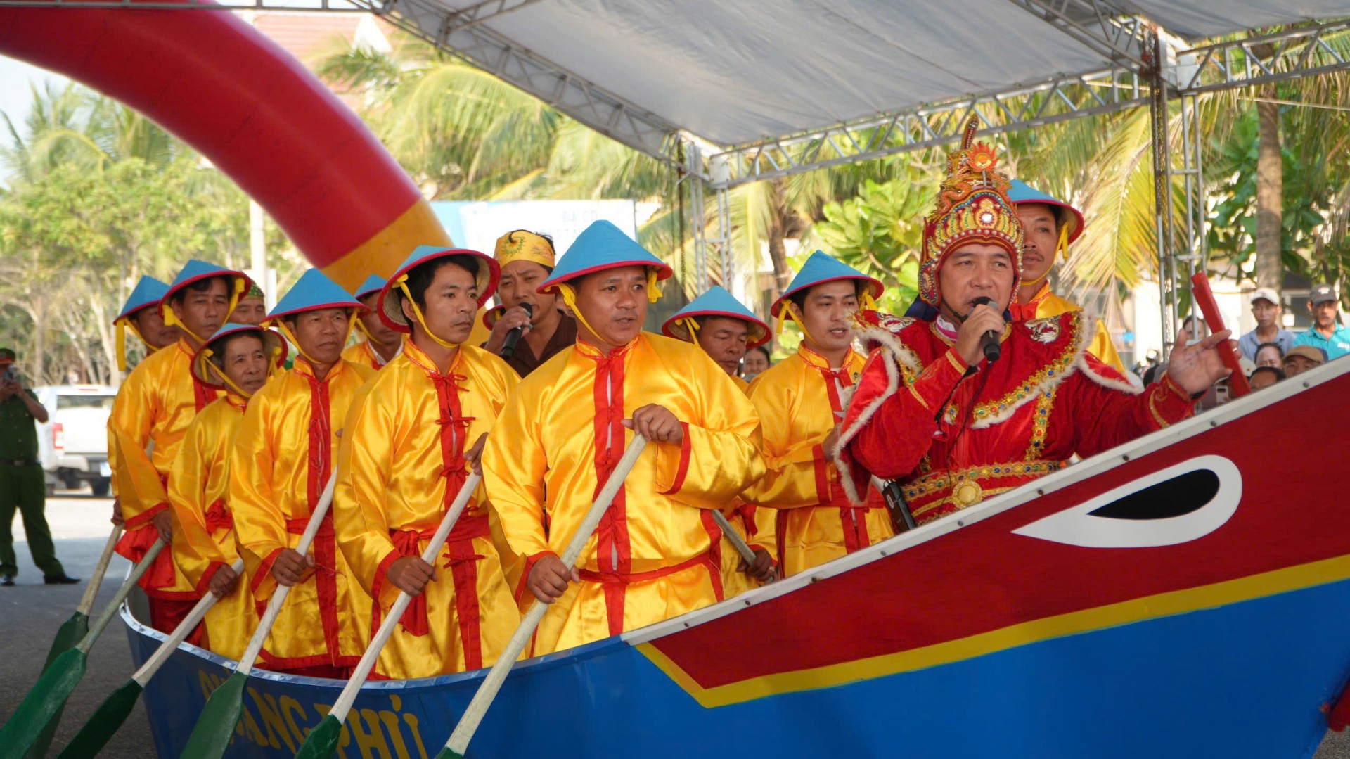 Lễ cầu ngư Quảng Phú: Khởi động mùa biển mới, gửi gắm khát vọng vươn khơi