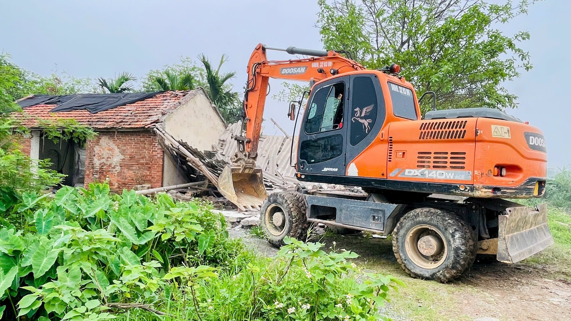 Đẩy nhanh tiến độ Cụm công nghiệp làng nghề Hữu Bằng