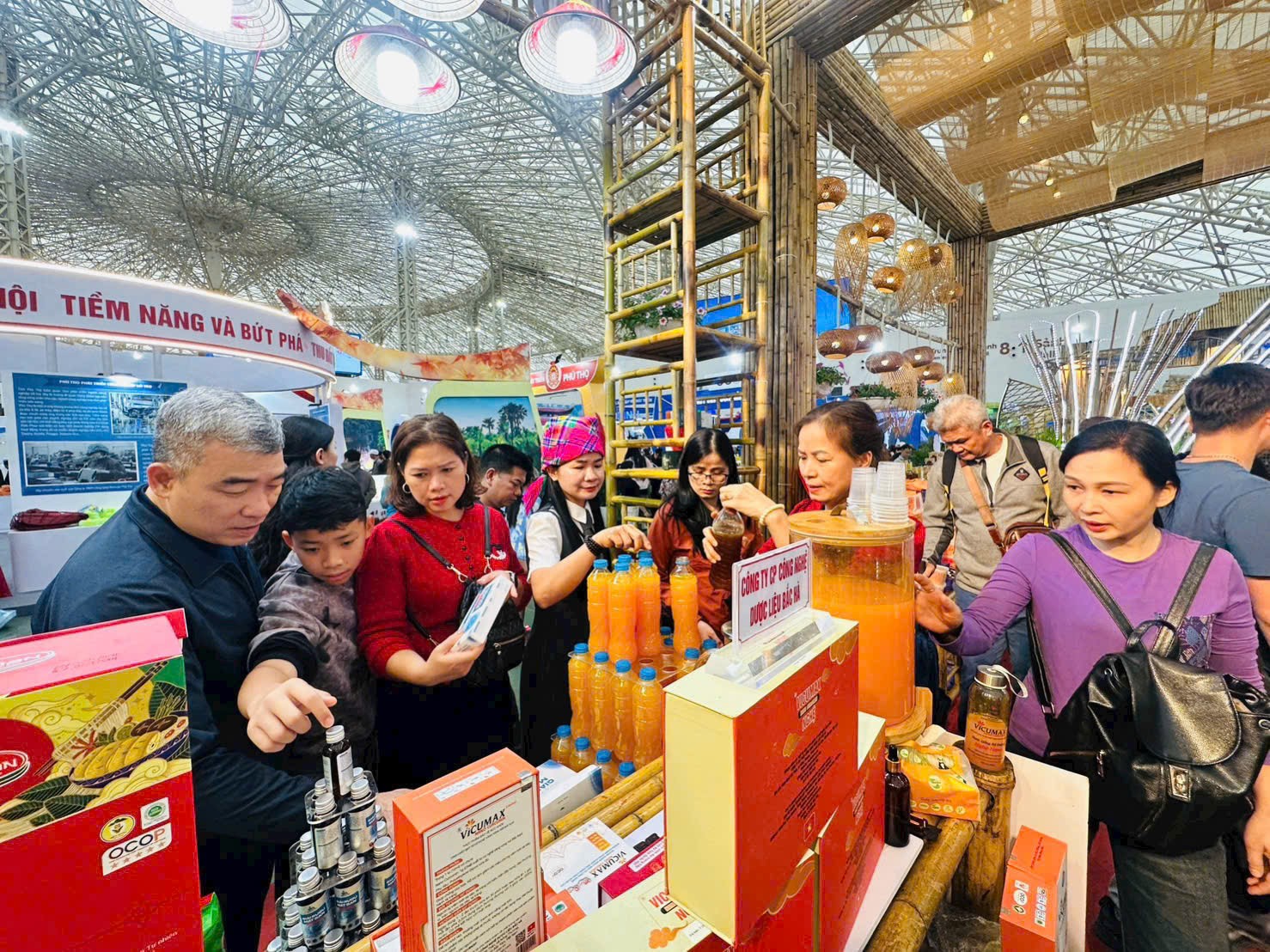 Sản phẩm tinh nghệ Bắc Kạn của Công ty cổ phần Nông sản Bắc Kạn là một trong 6 sản phẩm của Thái Nguyên được vinh danh sản phẩm công nghiệp nông thôn tiêu biểu năm 2025. 