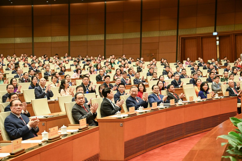 Tổng Bí thư Tô Lâm: Quốc hội phải thích ứng nhanh hơn, phản ứng chính sách kịp thời hơn Tổng Bí thư Tô Lâm: Quốc hội phải thích ứng nhanh hơn, phản ứng chính sách kịp thời hơn