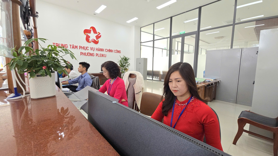 Gia Lai quyết tâm nâng cao chất lượng quản trị công theo hướng hiện đại, minh bạch và hiệu quả. Gia Lai quyết tâm nâng cao chất lượng quản trị công theo hướng hiện đại, minh bạch và hiệu quả.