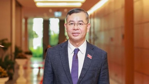 quoc hoi phe chuan ong ngo van tuan giu chuc bo truong tai chinh