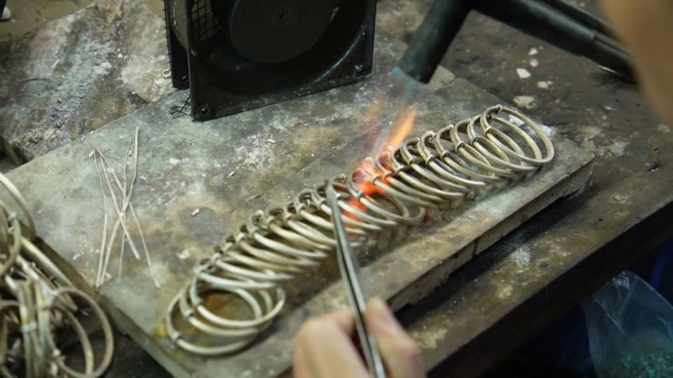 Làng nghề vàng bạc Châu Khê trong vận hội phát triển mới