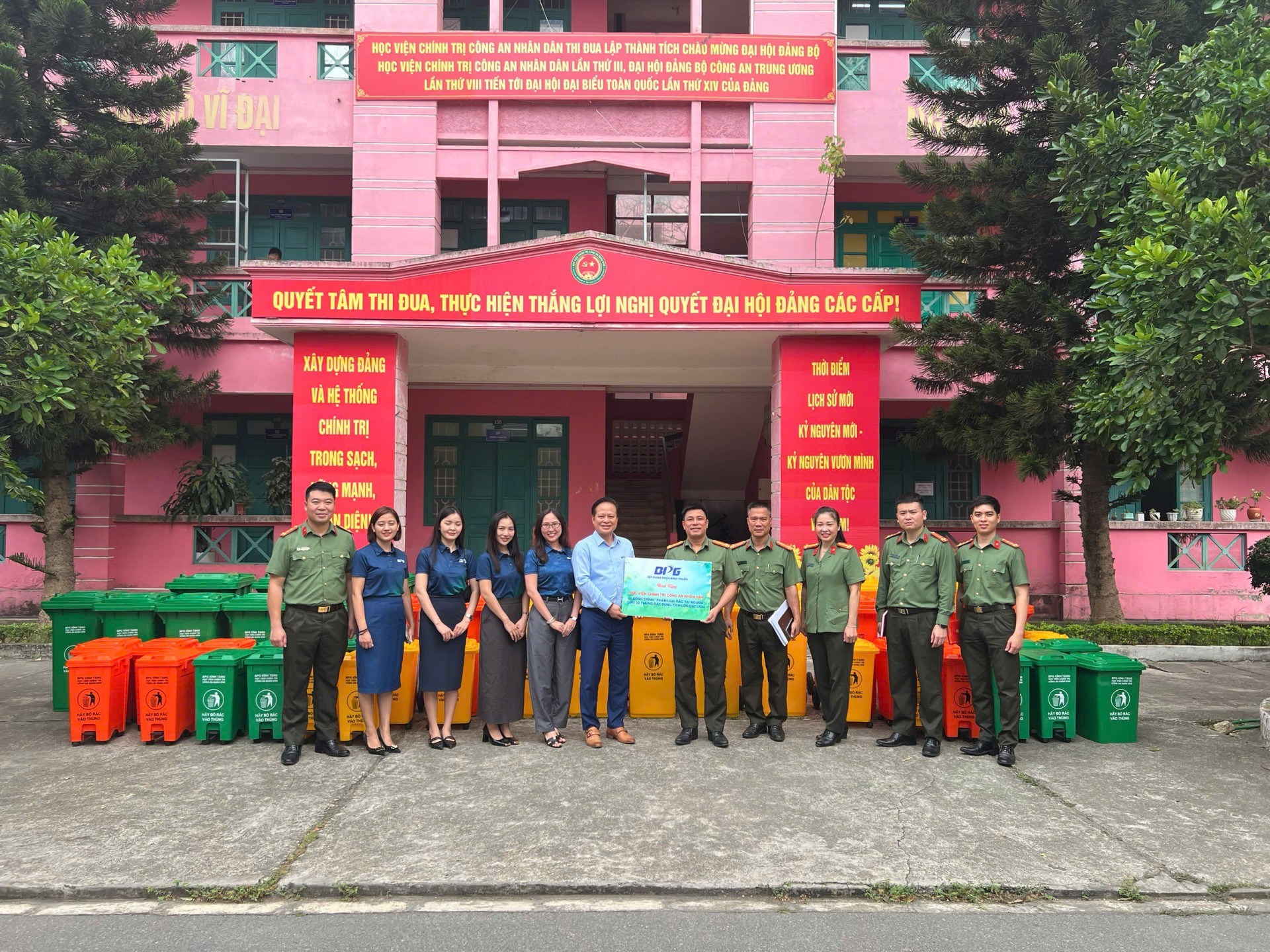 Học viện Chính trị Công an nhân dân triển khai phân loại rác tại nguồn