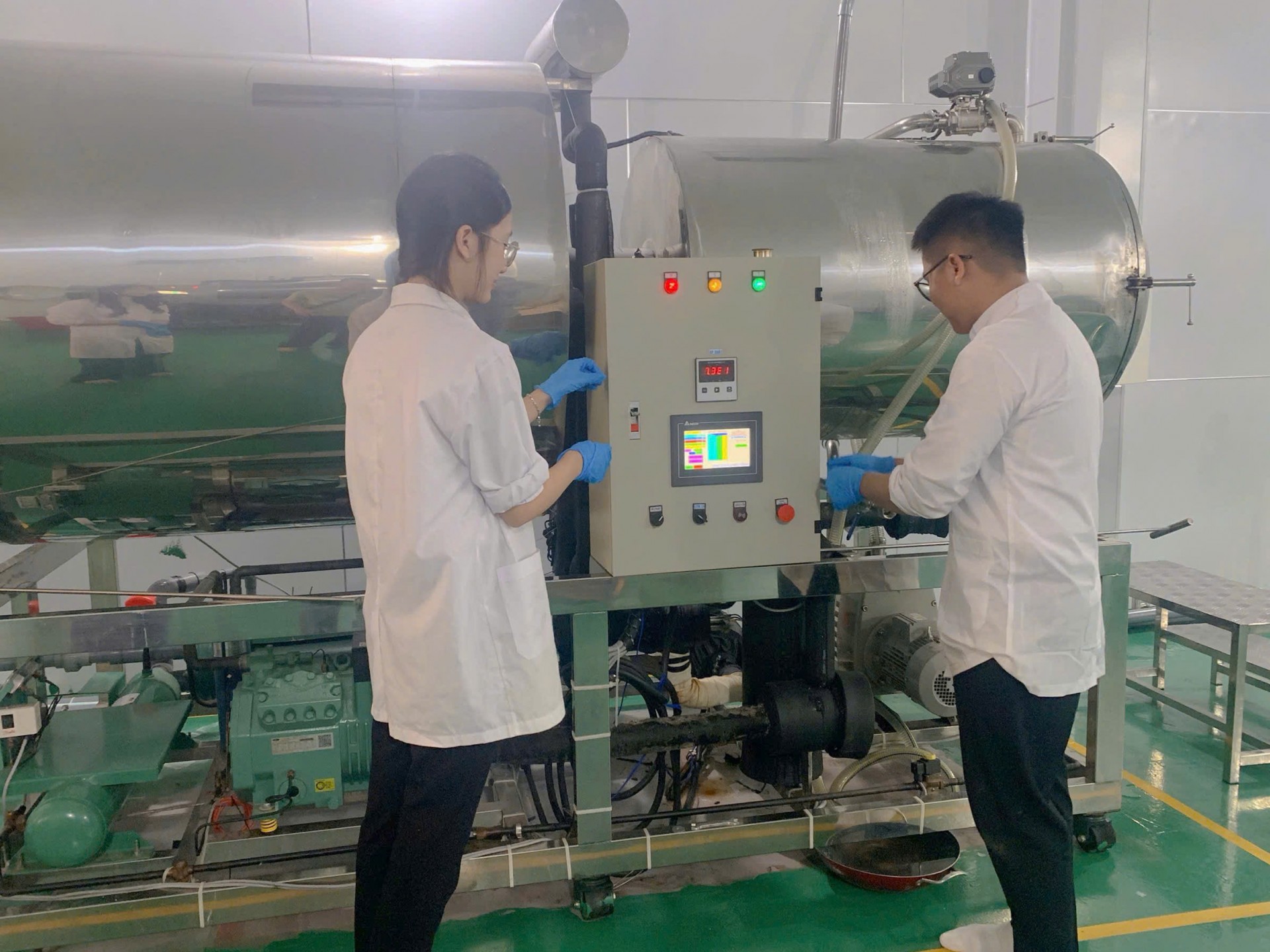 Điểm nổi bật của dự án là việc ứng dụng các phương pháp chế biến vật lý như hồ hóa, làm lạnh và sấy thăng hoa.