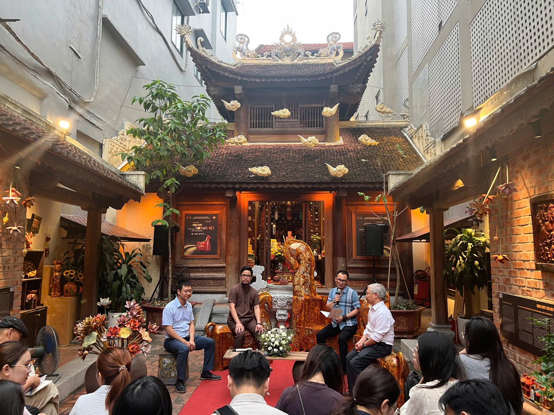 Tái hiện ký ức làng nghề giữa không gian phố cổ Hà Nội