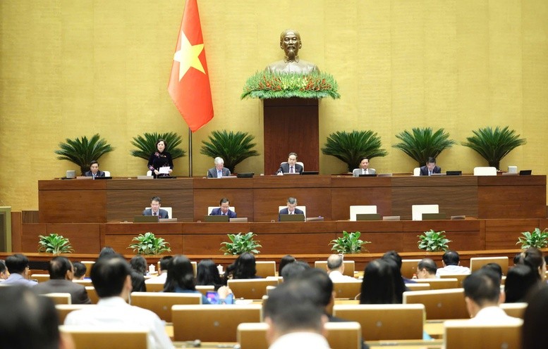 Toàn cảnh phiên thảo luận tại Quốc hội sáng 21/4 - Ảnh: VGP/Nhật Bắc