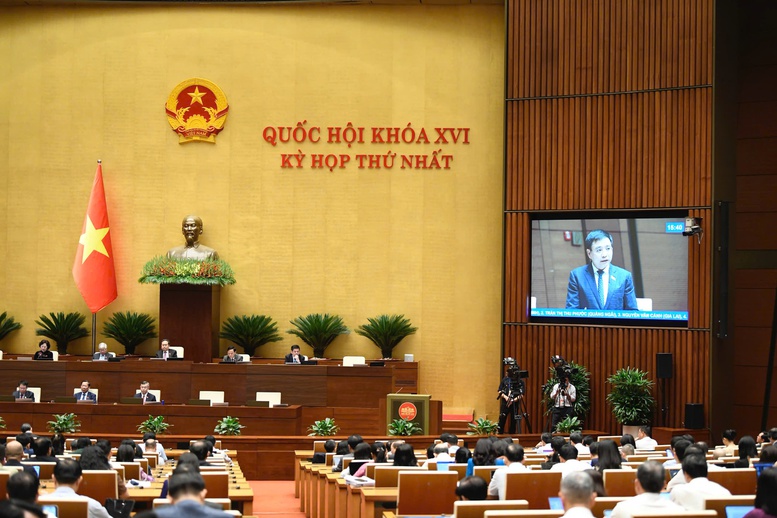 "Hai cánh chim" của nền kinh tế và mệnh lệnh chuyển đổi mô hình tăng trưởng