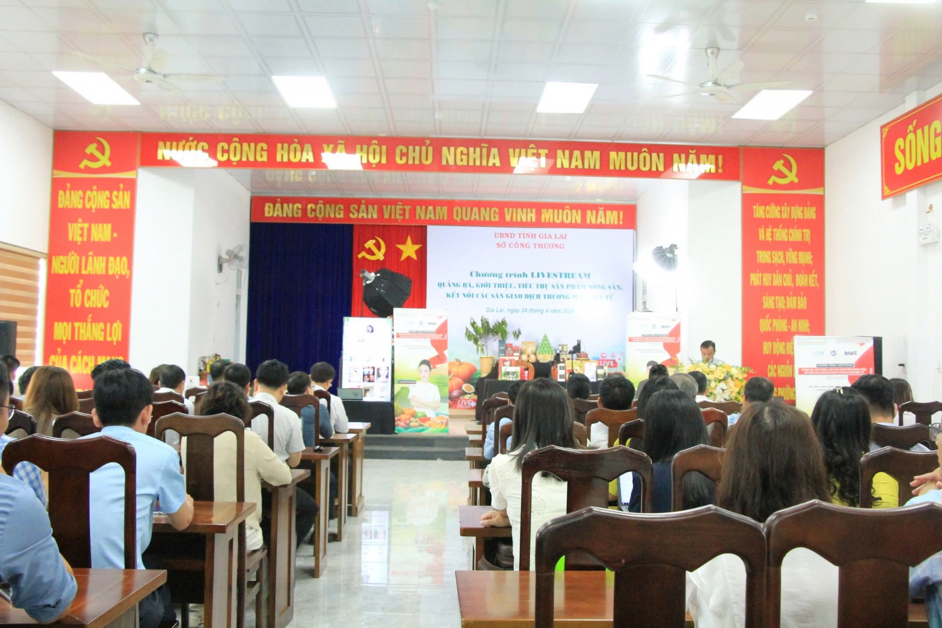 Gia Lai đưa nông sản bứt phá trên không gian số