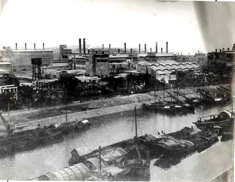 Nhà máy xi măng Hải Phòng (ảnh tư liệu BTLSQG).