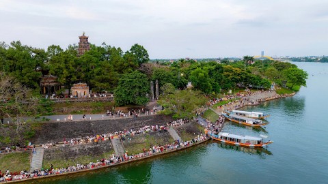 hue thuc day du lich xanh bang bo tieu chi phat trien ben vung