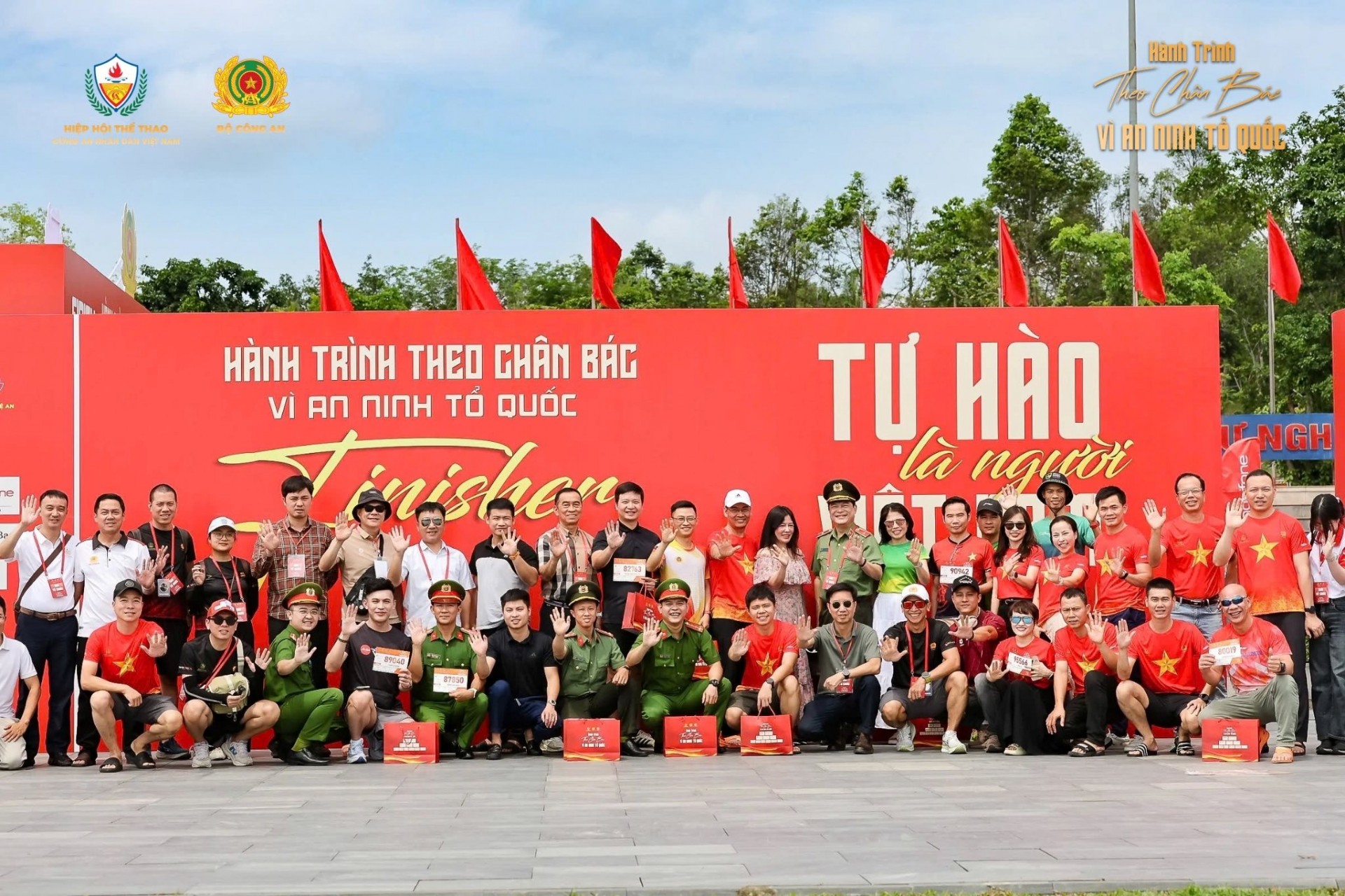 Giải chạy “Hành trình theo chân Bác - Vì an ninh Tổ quốc” năm 2026: Những bước chạy mang theo niềm tự hào