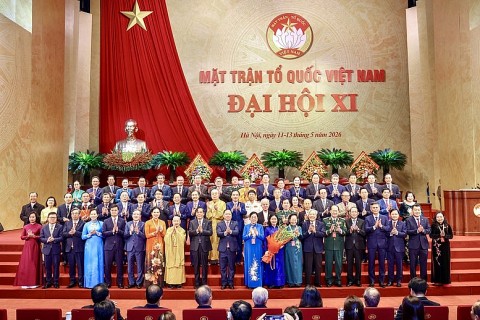 70 vi tham gia doan chu tich uy ban trung uong mttq viet nam khoa xi