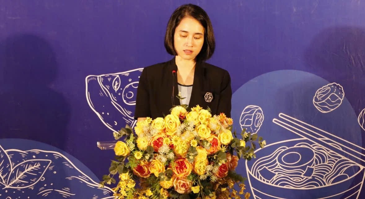 Phường Hoàn Kiếm triển khai tuyến phố an toàn thực phẩm có kiểm soát tại 3 tuyến phố.