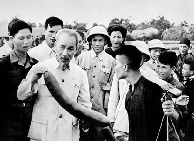 Bài viết của Tổng Bí thư, Chủ tịch nước Tô Lâm: Ánh sáng Hồ Chí Minh soi đường cho chúng ta đi