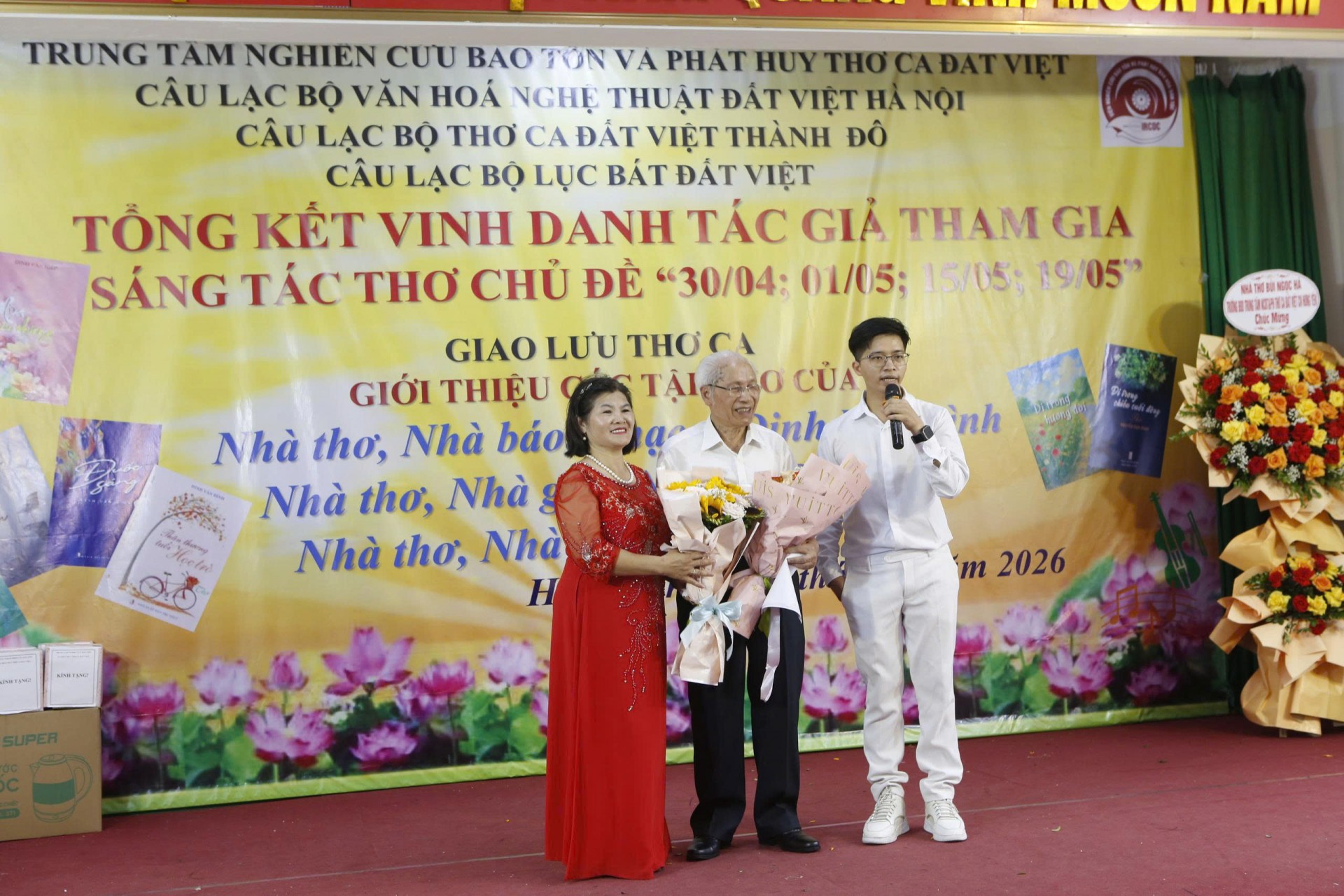 Tổng kết sáng tác thơ và giới thiệu các tập thơ của Đinh Văn Bình, Đinh Văn Hiệp, Nguyễn Duy Truy