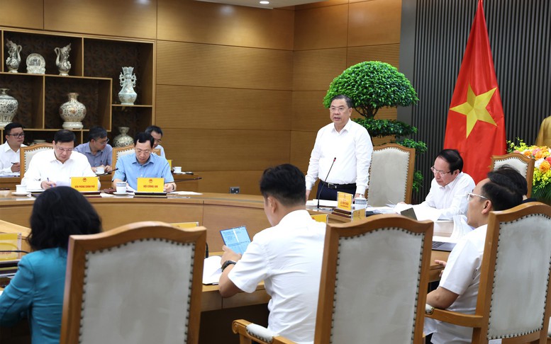 Khẩn trương hoàn thiện Nghị định triển khai cơ chế đặc thù về phát triển năng lượng giai đoạn 2026-2030