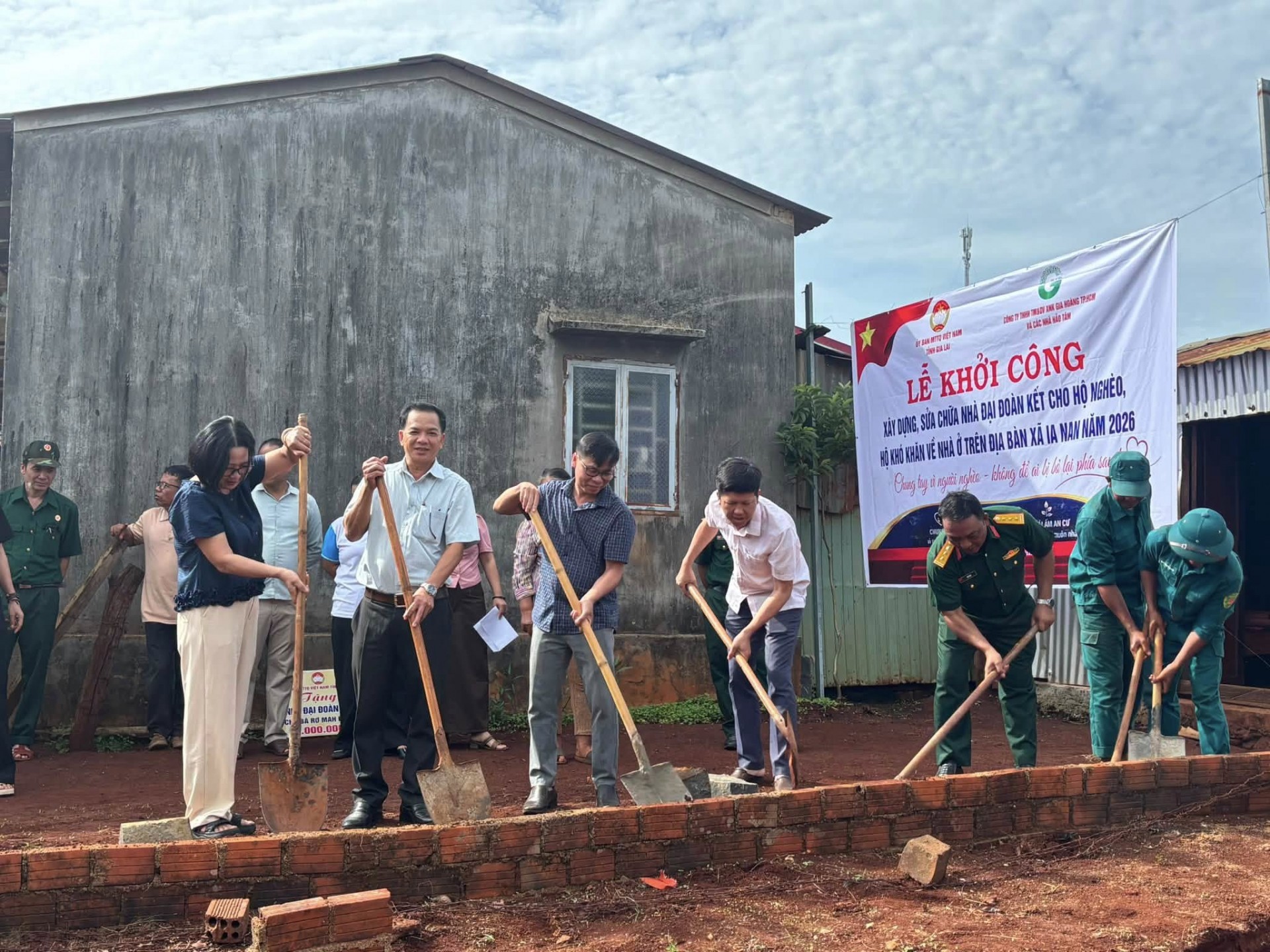 Gia Lai: Khởi công xây dựng nhà Đại đoàn kết cho hộ nghèo xã Ia Nan