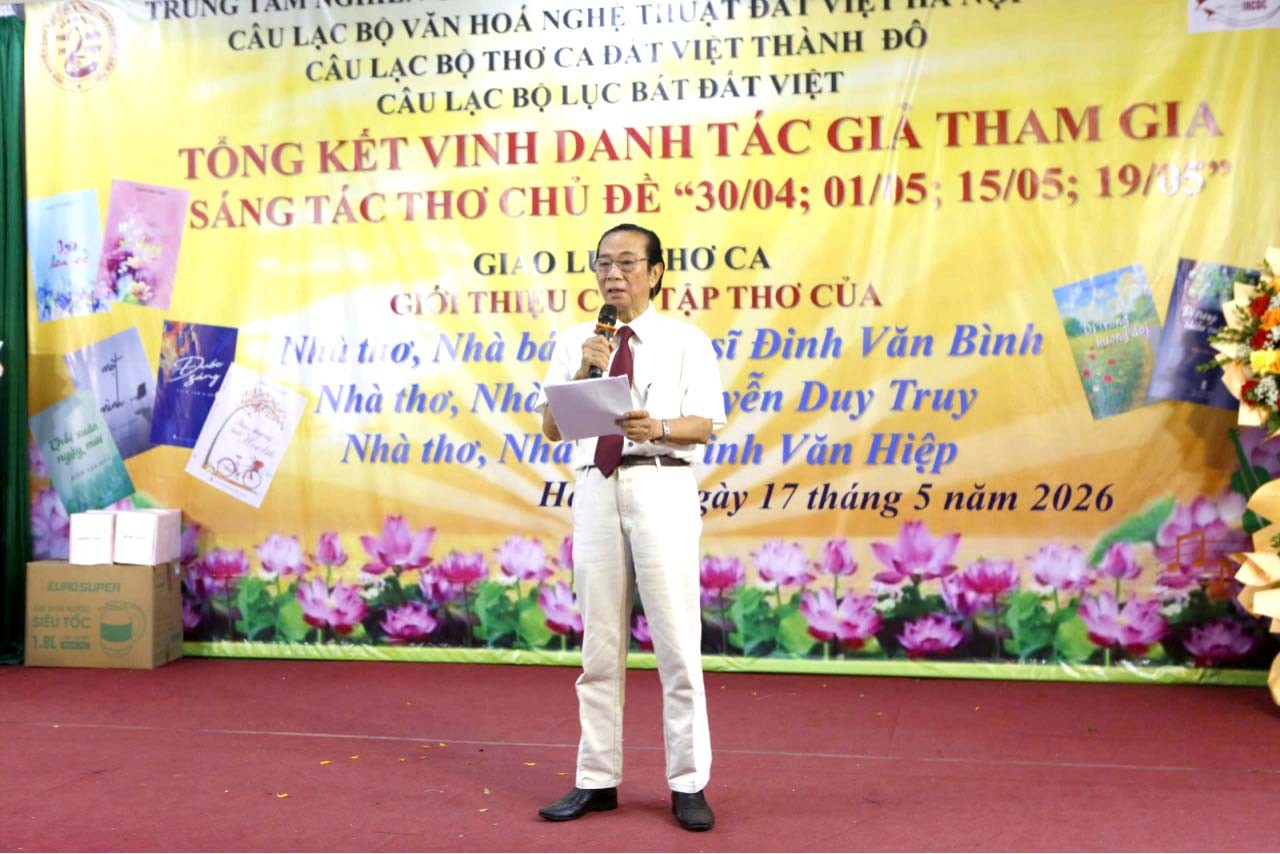 PGS.TS. NGƯT Bùi Minh Trí đọc lời bình bốn tập thơ của nhà báo, nhạc sĩ, nhà thơ Đinh Văn Bình