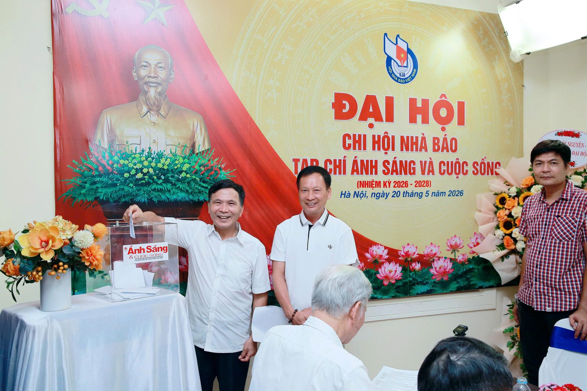 Đổi mới mạnh mẽ chuyển đổi số, ứng dụng AI vào hoạt động báo chí