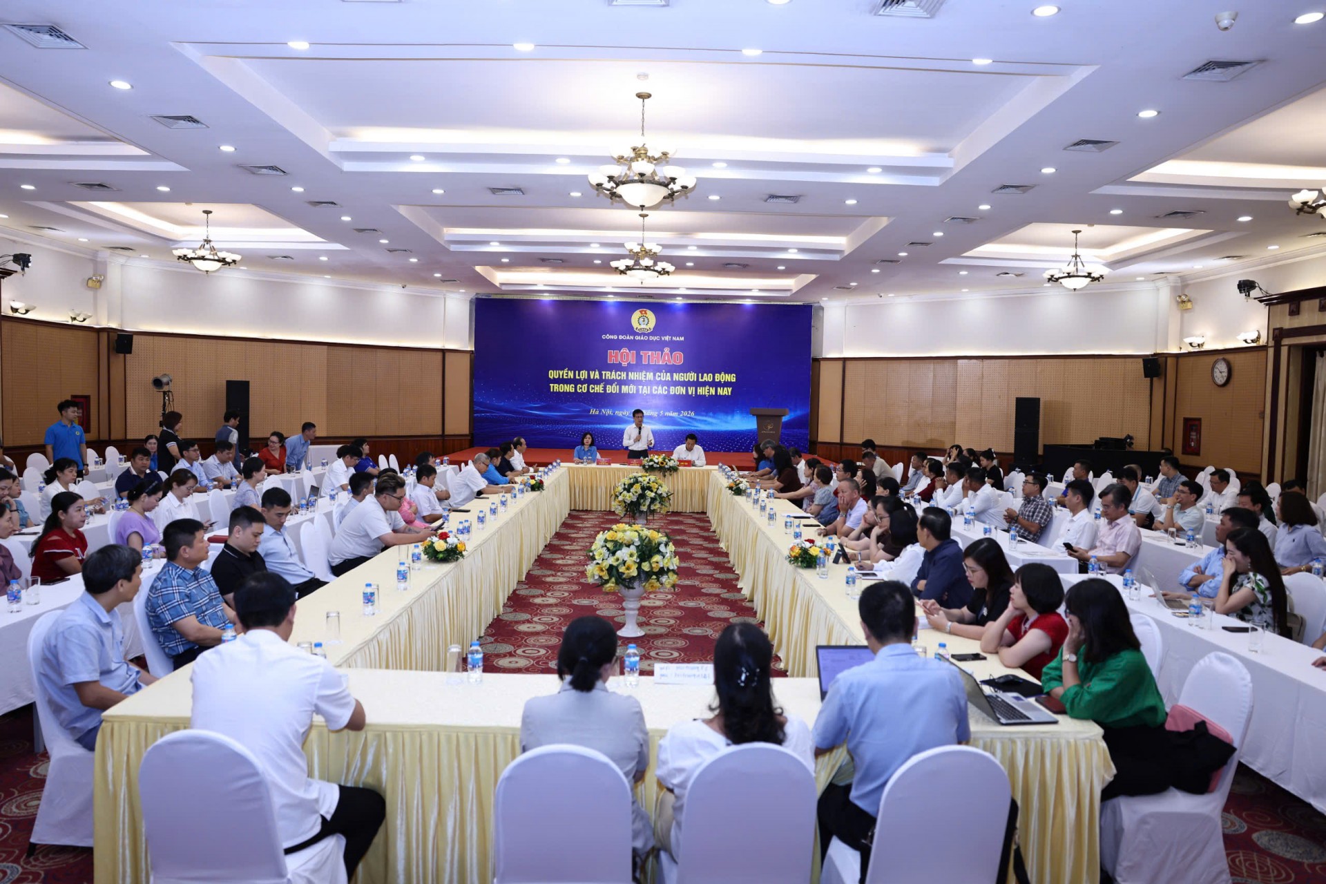 Công đoàn Giáo dục Việt Nam tổ chức hội thảo về quyền lợi người lao động